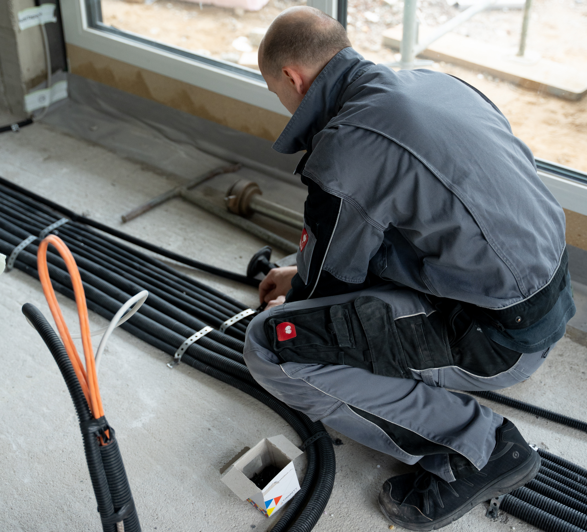 DAHIGO Systems - Unsere Leistungen Elektro Systeme